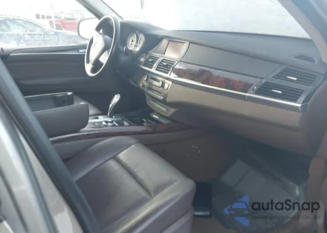 2008 BMW X5 3.0Si z USA, uszkodzony, nr VIN 5UXFE43588L028485